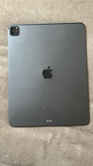 iPad Pro 12.9 4ª Gen 256GB + Funda Teclado
