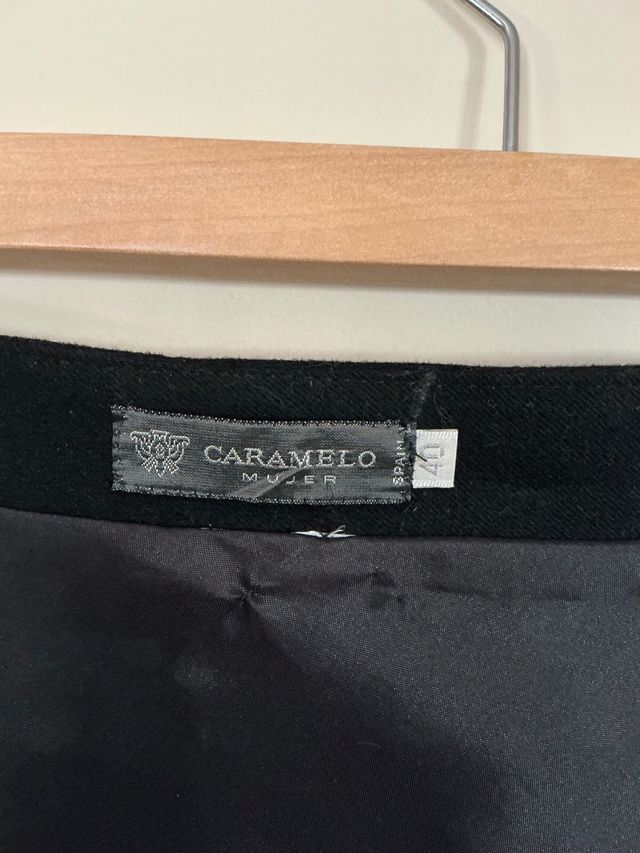 Falda Caramelo Negra Talla 40