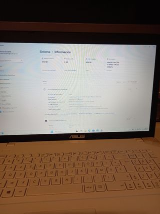 Portátil Asus 17 Blanco