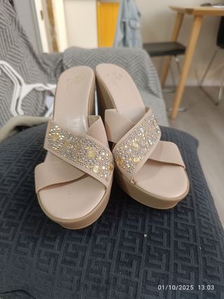 Zapatos cuña Flore di Lucía Milano Talla 39