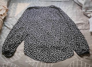 Blusa Zara lunares Talla M