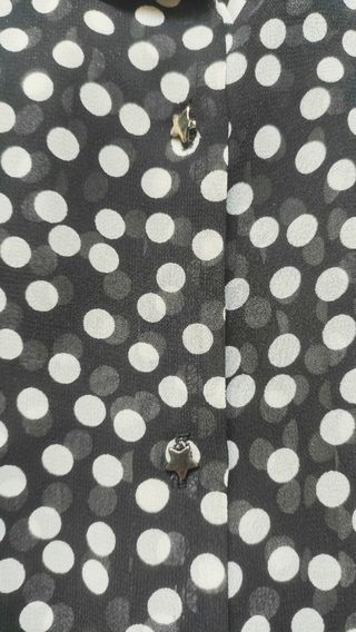 Blusa Zara lunares Talla M