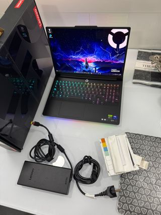 Lenovo Legion Pro 7 Gen 10 (2025) RTX 5090