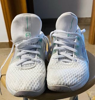 Zapatillas Nike Renew Mujer Blancas Rosas
