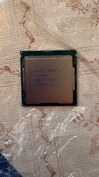 Intel Core i5-9600K 6 Núcleos 3.7-4.6GHz