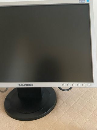 Pantalla Samsung SyncMaster 920nw Plata