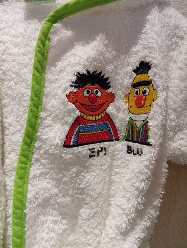 Albornoz bebé Bert y Ernie