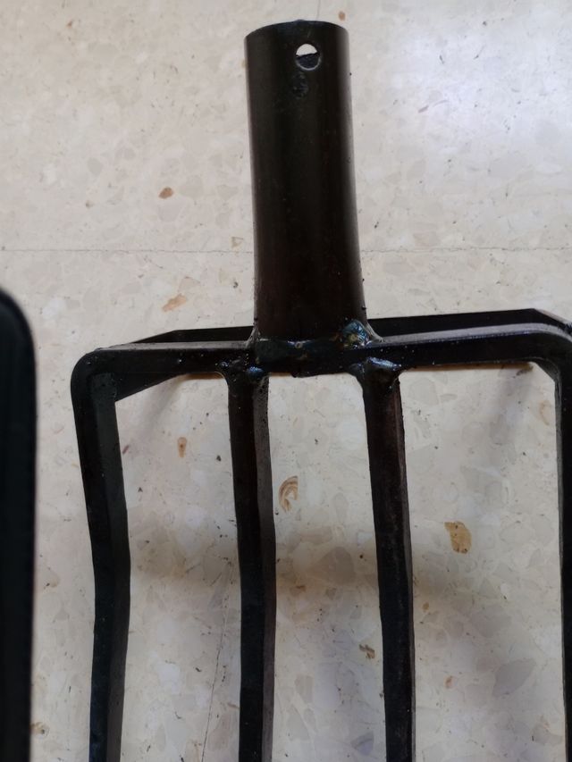 Horca para finca ahoyodora