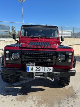 Land Rover Defender 2003