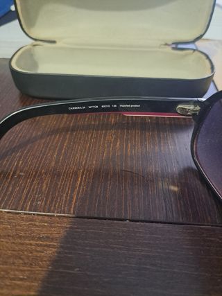 Gafas de sol Carrera Rojas y Negras