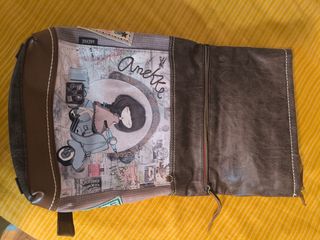 Mochila Anekke diseño mapa y moto