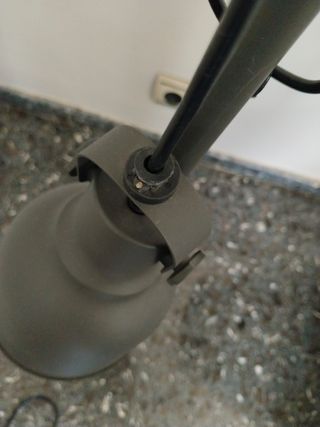 Lámpara de pie Ikea Hektar.