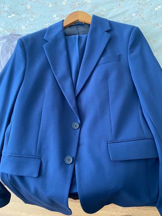 Traje Zara azul klein 