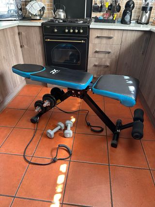 Banco de Gimnasio ajustable y Mancuernas