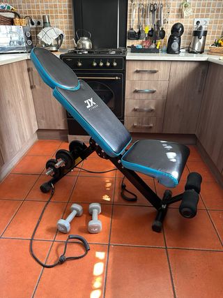 Banco de Gimnasio ajustable y Mancuernas