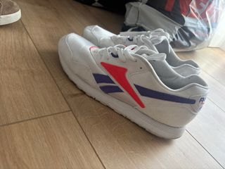 Zapatillas Reebok Blancas y Rojas