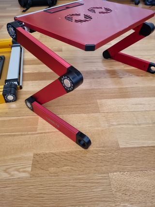 Soporte Mesa Ordenador Portátil Regulable LAVOLTA