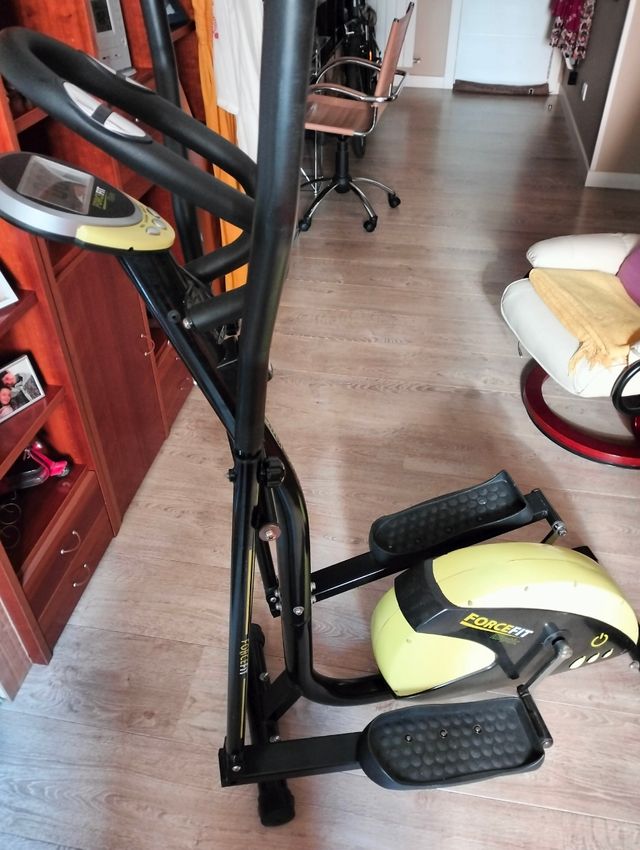 Bicicleta Elíptica ForceFit