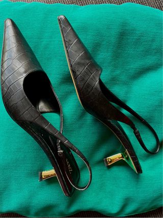 Zapatos Zara Slingback Tacón Kitten Negro Dorado