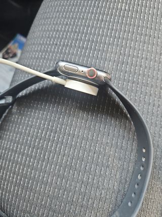 Apple Watch Series 5 44mm GPS + Celular