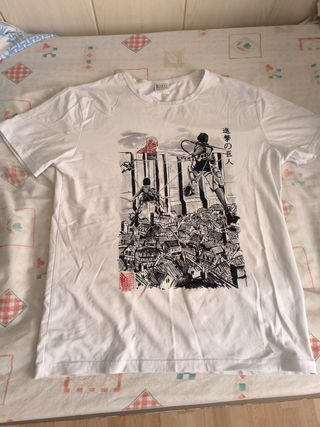 Camiseta Ataque a los Titanes