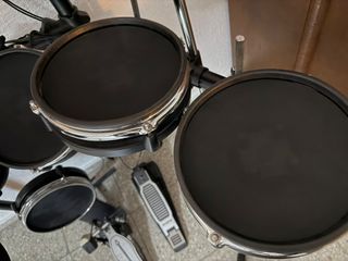 Batería Electrónica Alesis DM10