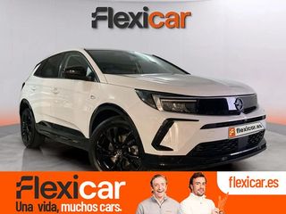 Opel Grandland 1.2 Turbo Design & Tech