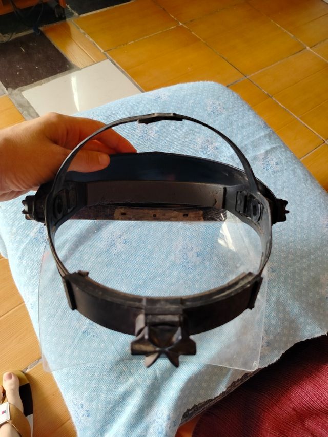 Schermo di protezione del viso