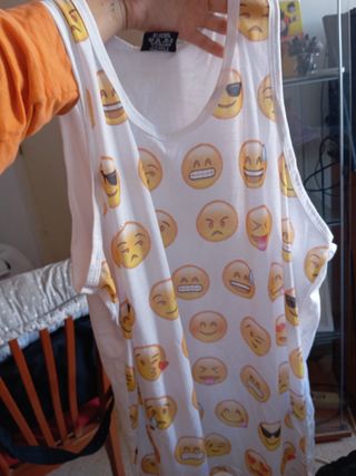 Camisetas tirantes emojis blancas
