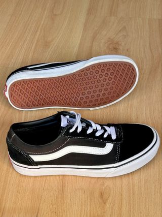 Zapatillas Vans 38, Ward ante negro