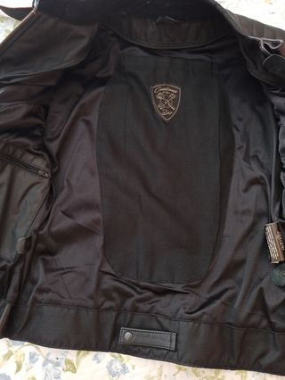 Chaqueta de cuero negra mujer