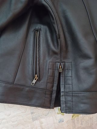 Chaqueta de cuero negra mujer