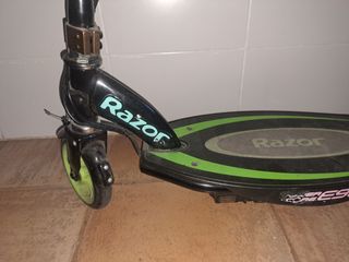 Patinete Eléctrico Razor E90 Niños