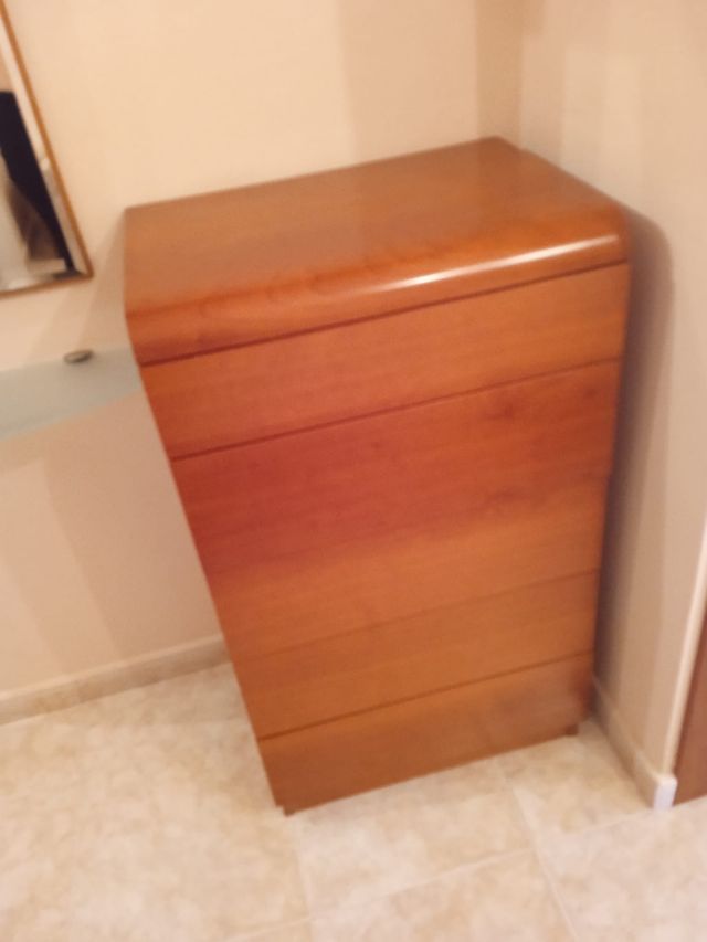 Dormitorio madera , canapé de 150,negociable