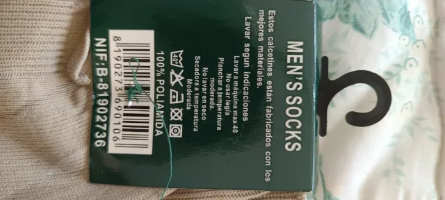 6 pares x 4€. Calcetines hombre