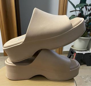 Sandalias Plataforma Steve Madden Beige
Americanas