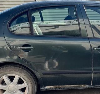 PUERTA TRASERA DERECHA SEAT TOLEDO 2 2002