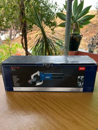 Radial AEG WS 6-125 700W