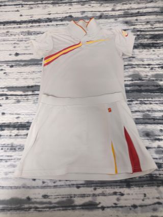 Conjunto Bullpadel falda-pantalón y camiseta