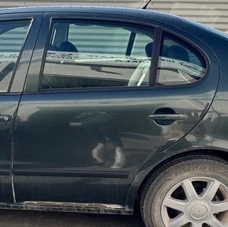 PUERTA TRASERA IZQUIERDA SEAT TOLEDO 2 2002