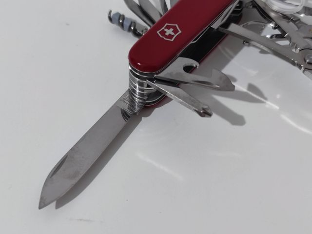 Victorinox Swisschamp navaja multiusos suiza