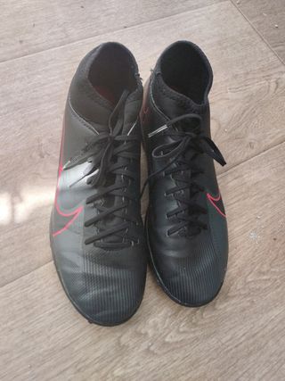 Zapatillas Nike Fútbol Sala Negras Rojas