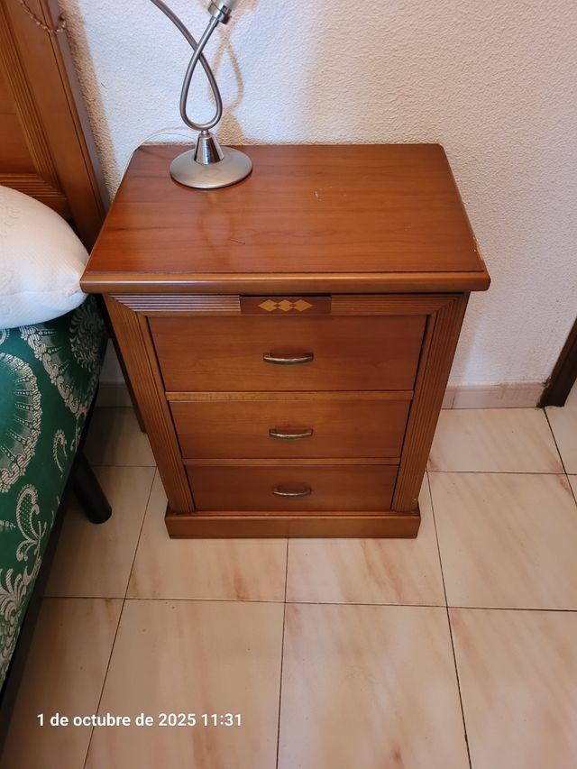 Mesitas de noche de madera