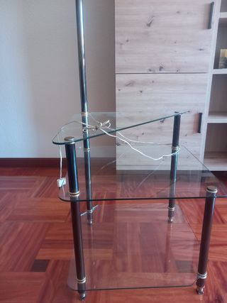 Mesa auxiliar cristal con lámpara
