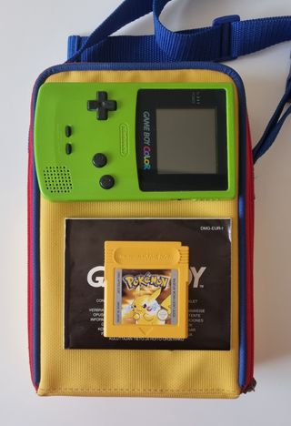 Pokémon Amarillo. Edición Coleccionista. Nintendo.