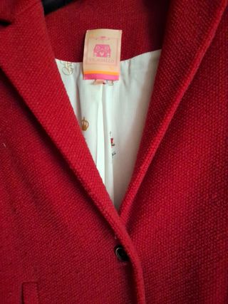 Abrigo rojo VILAGALLO
