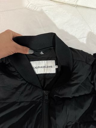 Chaqueta bomber Calvin Klein Jeans negra