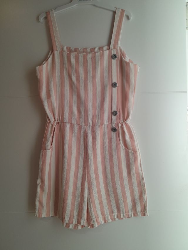 Mono de tirantes a rayas