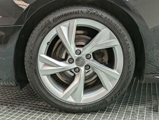 Audi A4 AVANT 30TDI 2.0 TDI S-LINE S-TRONIC