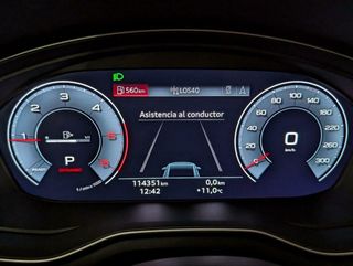 Audi A4 AVANT 30TDI 2.0 TDI S-LINE S-TRONIC